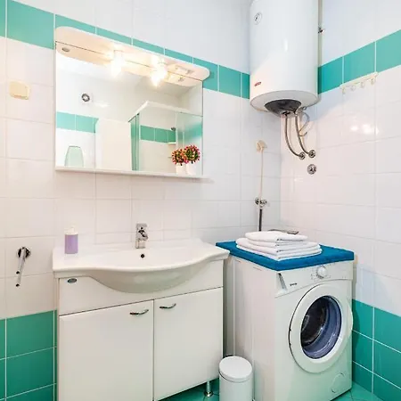 Visnjik - Self Check-in, Free Garage