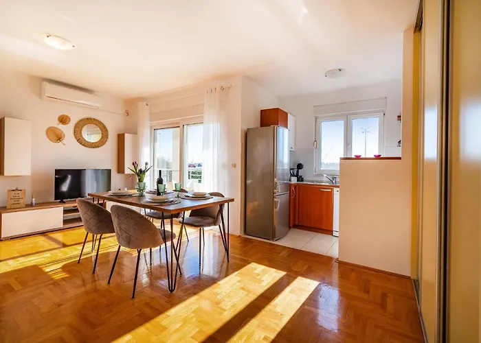 Lägenhet Visnjik - Self Check-in, Free Garage *